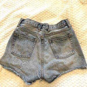 BRANDY MELVILLE SHORTS